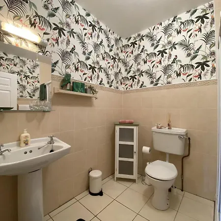 بيت للعطل 432 - *