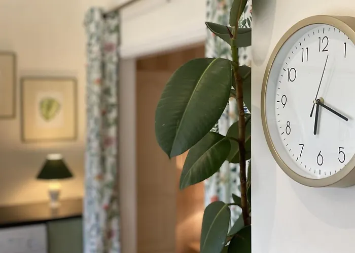 432 - Клифден